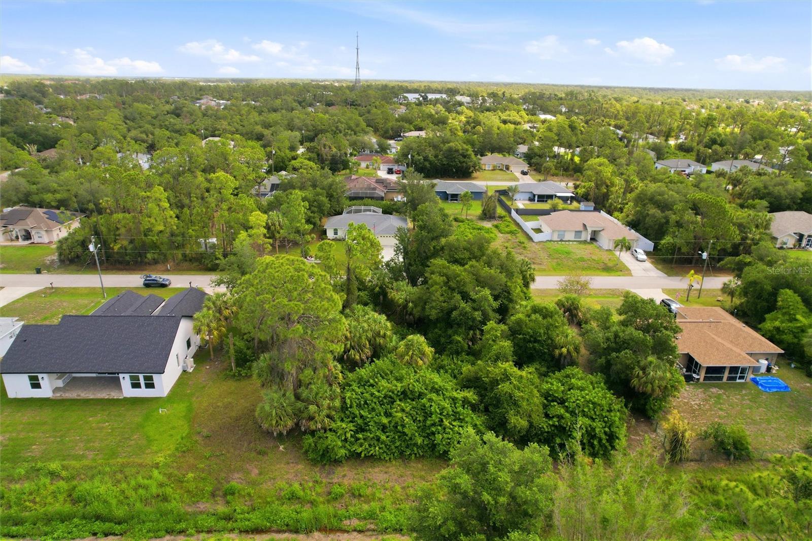 Oregon Ln Property Photo 6