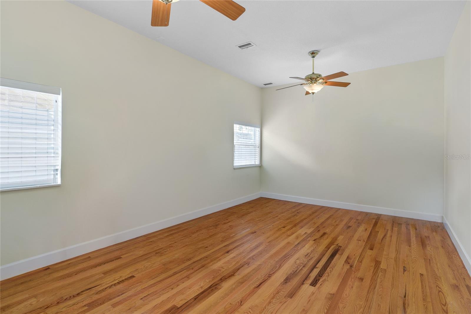 6325 River Rd Property Photo 11