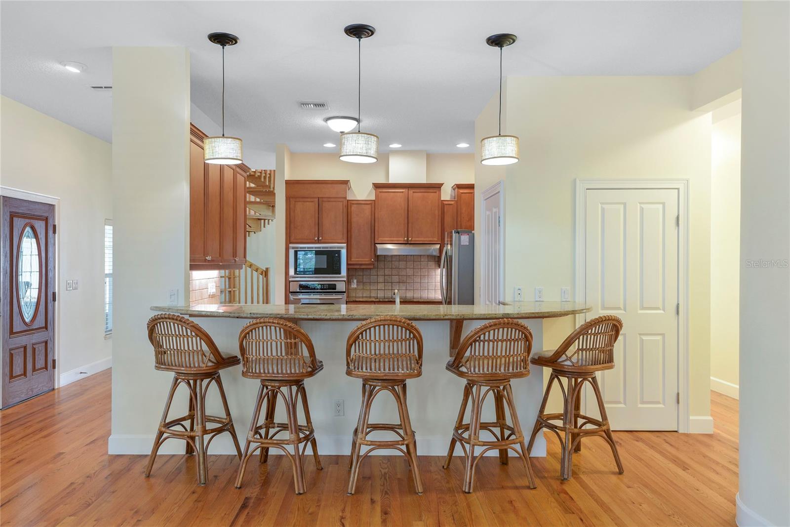 6325 River Rd Property Photo 16