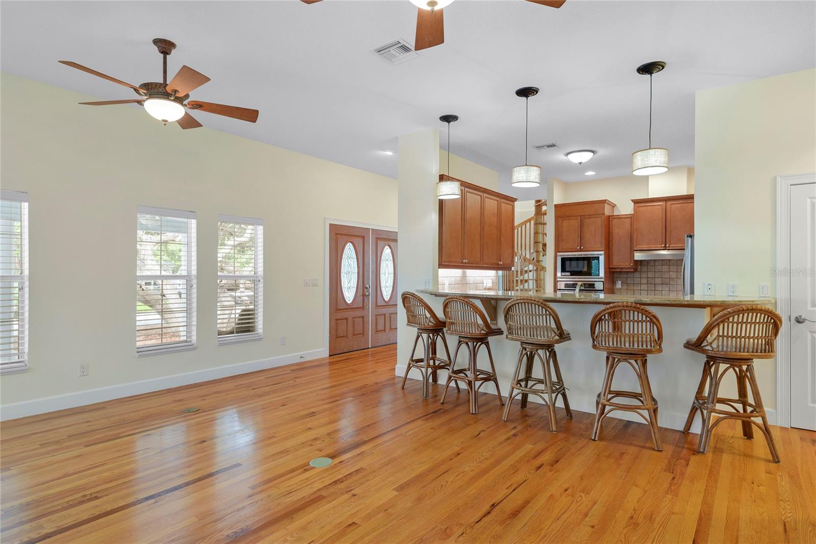 6325 River Rd Property Photo 18