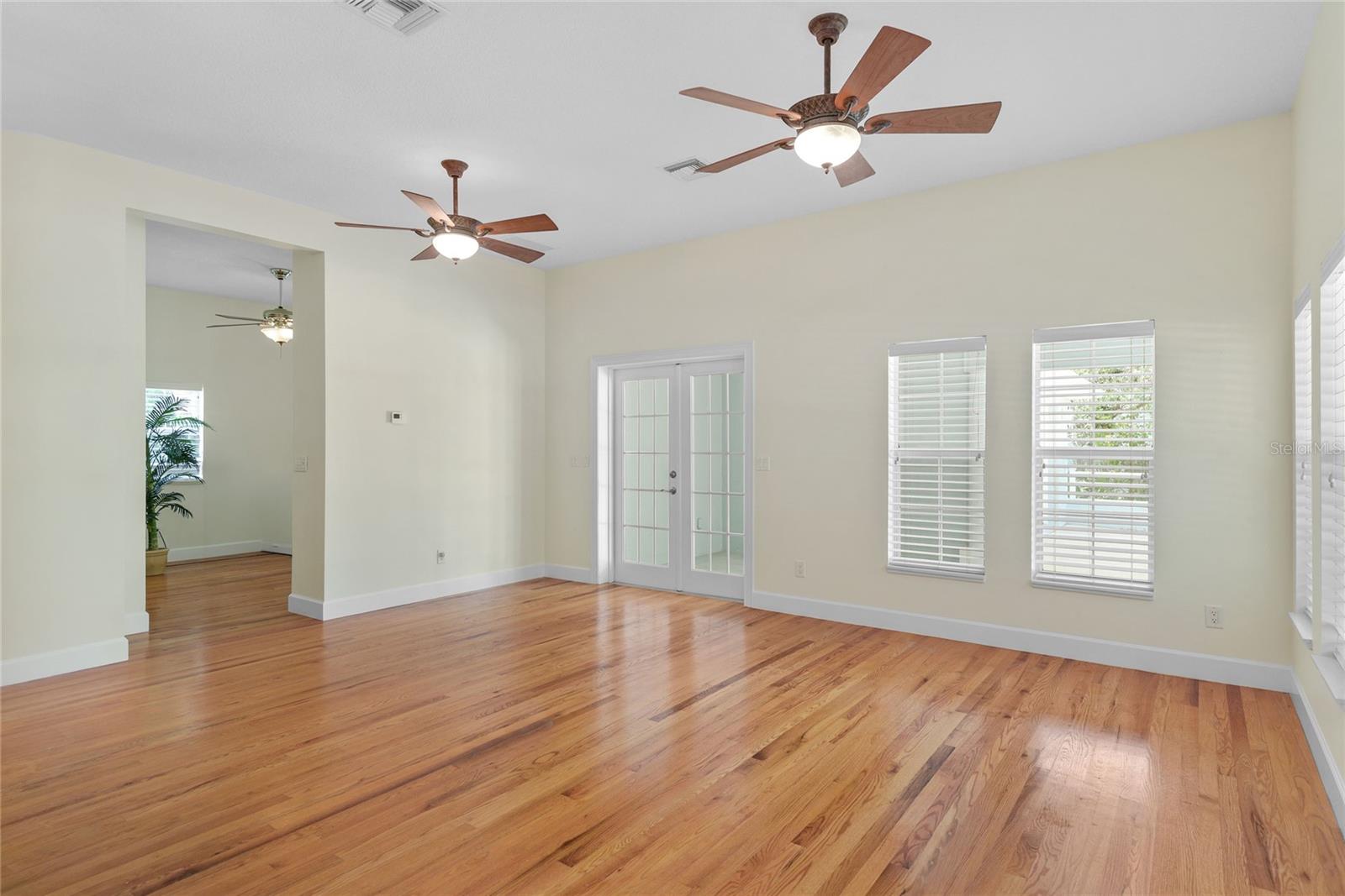 6325 River Rd Property Photo 19