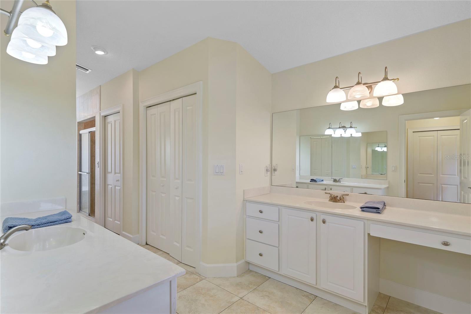 6325 River Rd Property Photo 31