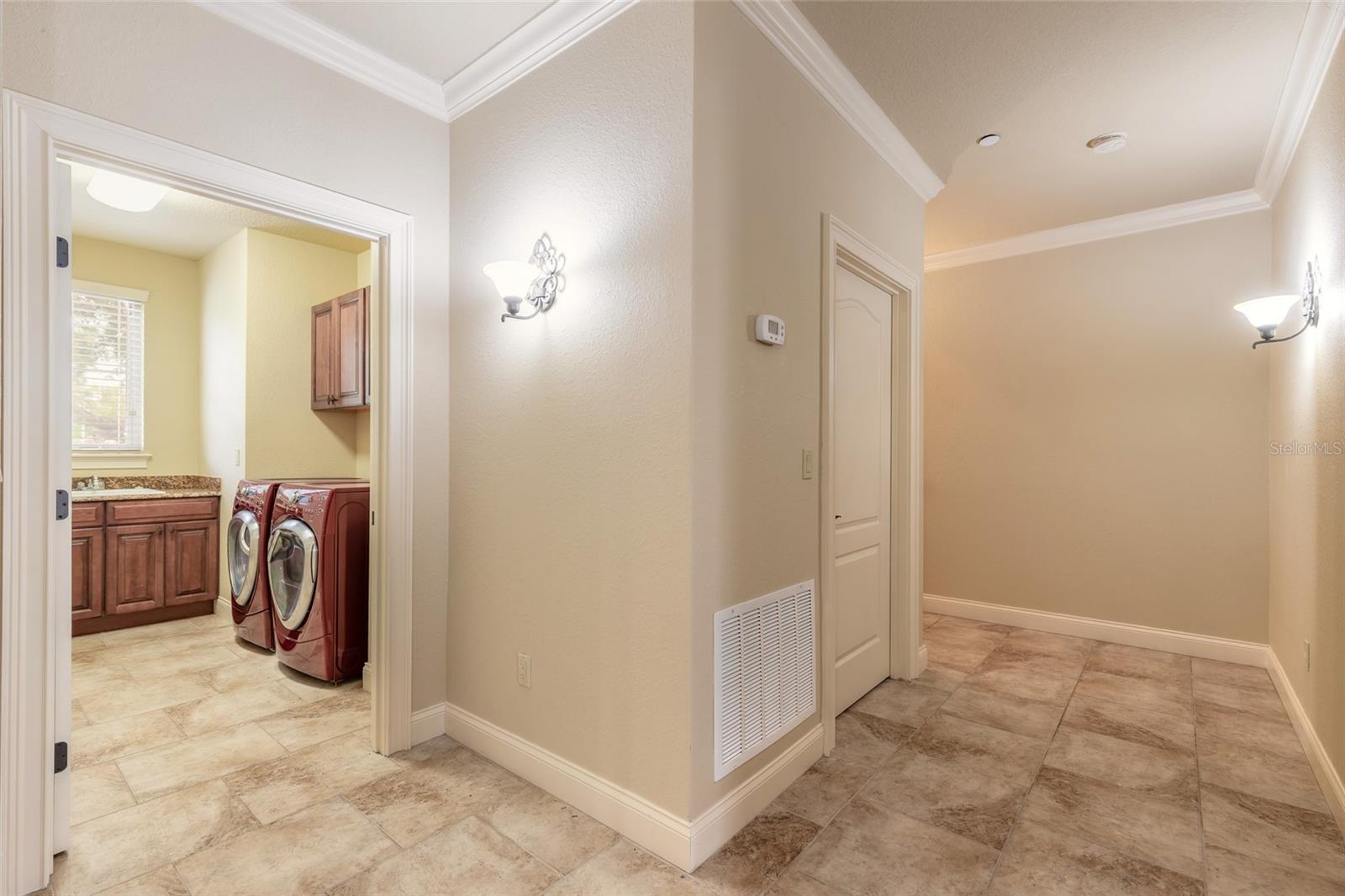 5090 Riverside Dr #103 Property Photo 22