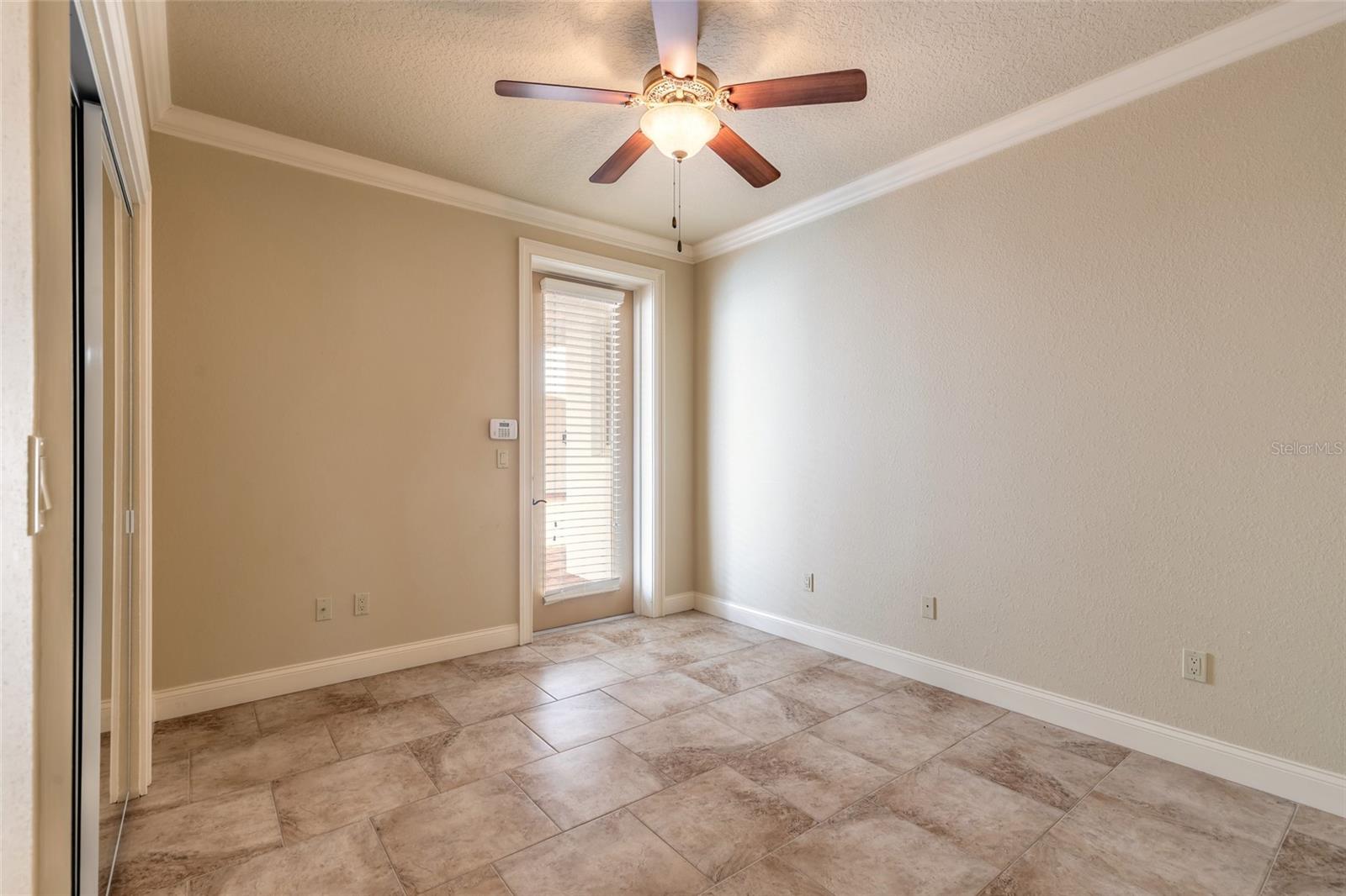 5090 Riverside Dr #103 Property Photo 25