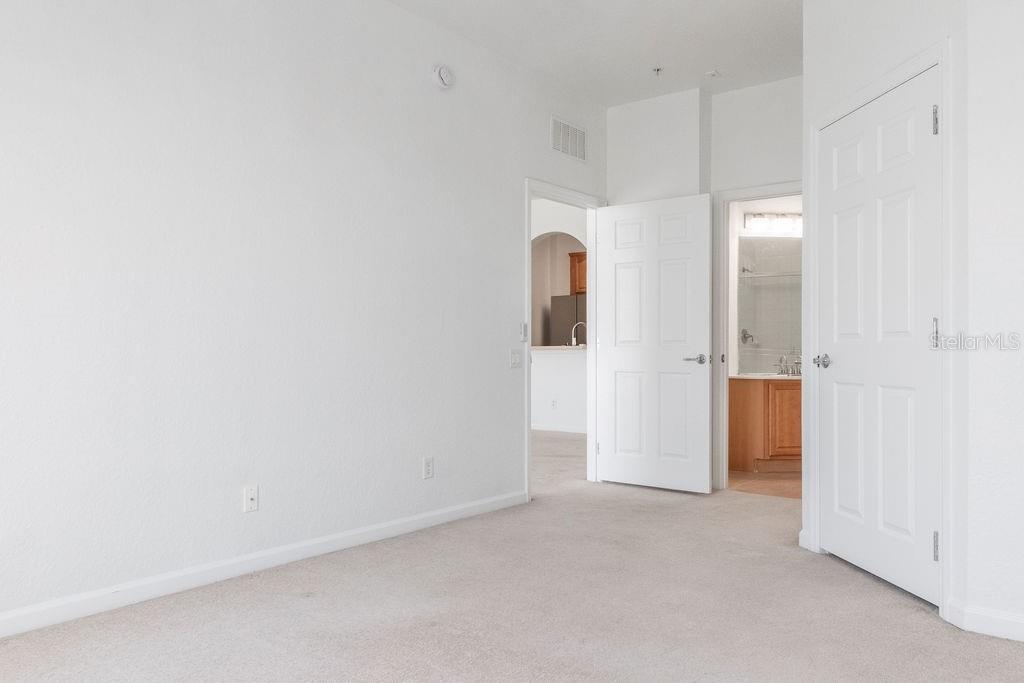 3868 Lexmark Ln #409 Property Photo 6
