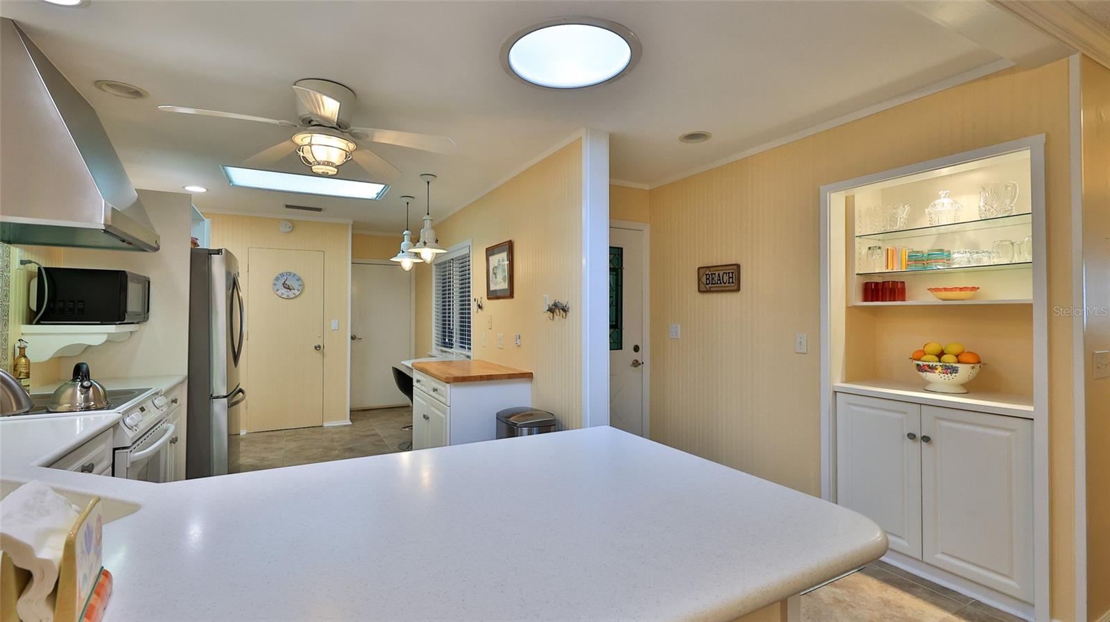 25 Andrea Dr Property Photo 18