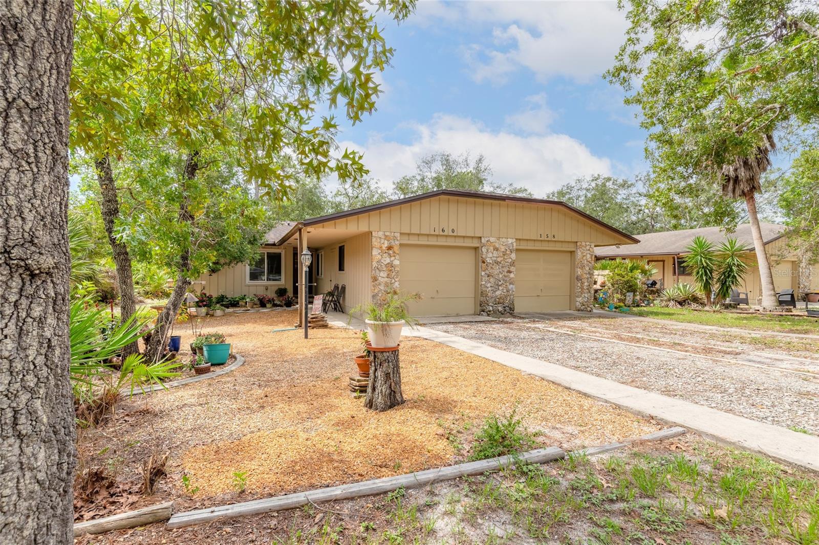 160 Magnolia Loop Property Photo 2