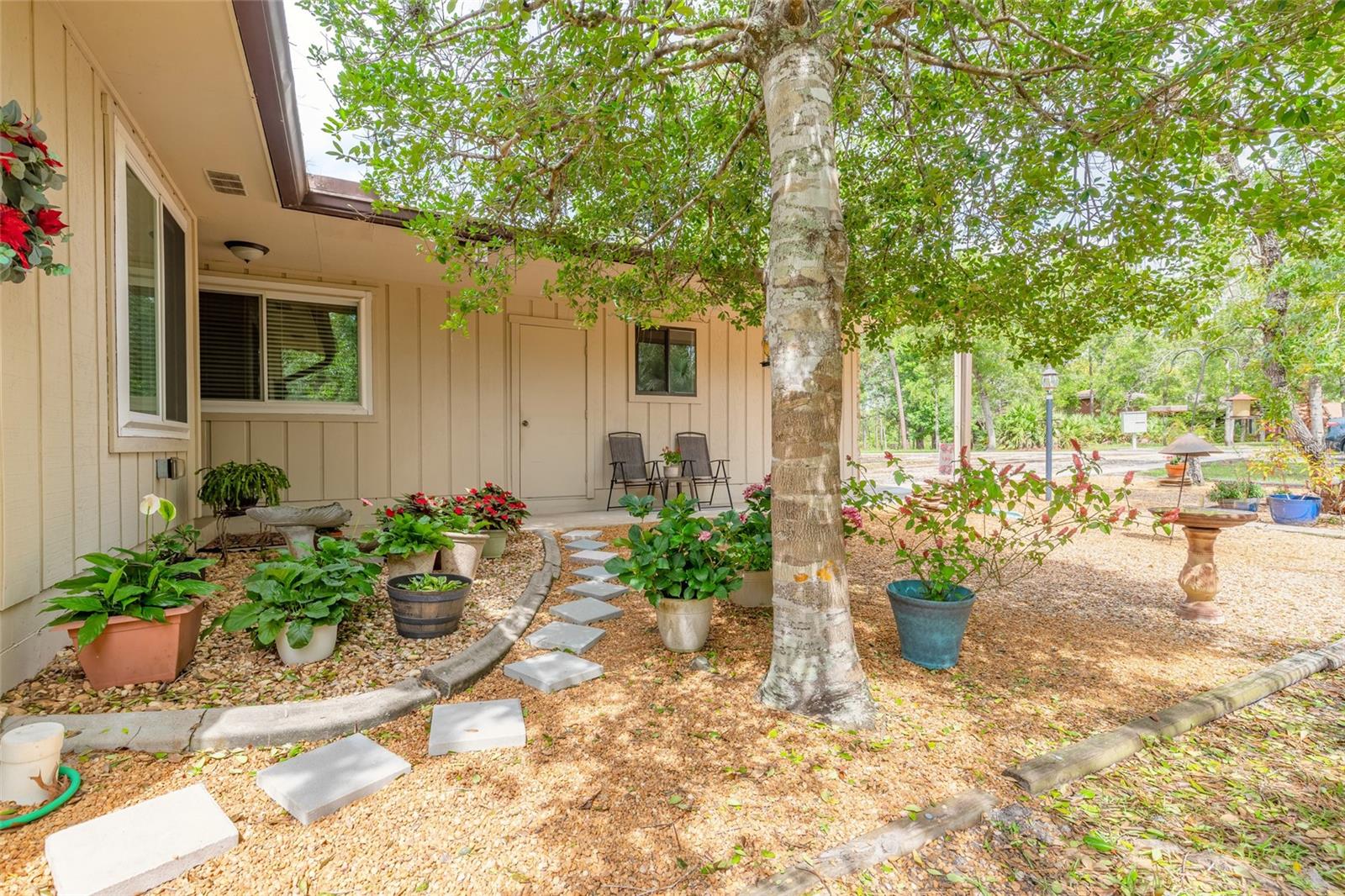160 Magnolia Loop Property Photo 5