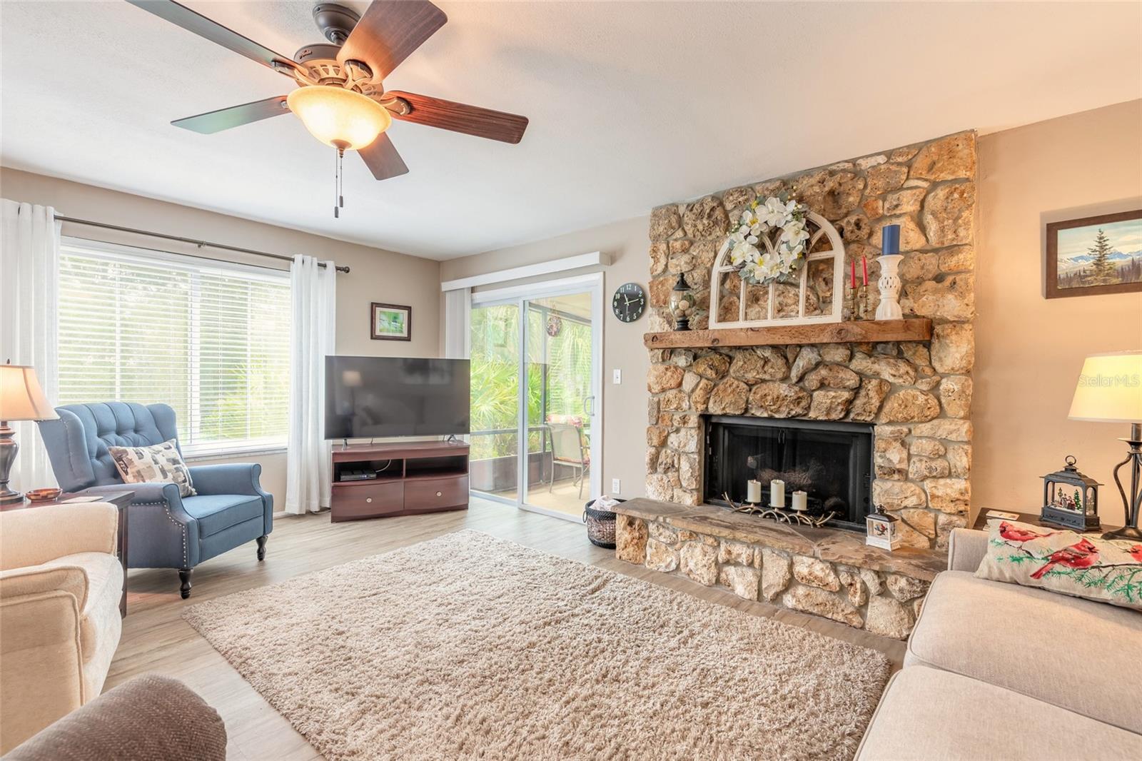 160 Magnolia Loop Property Photo 10