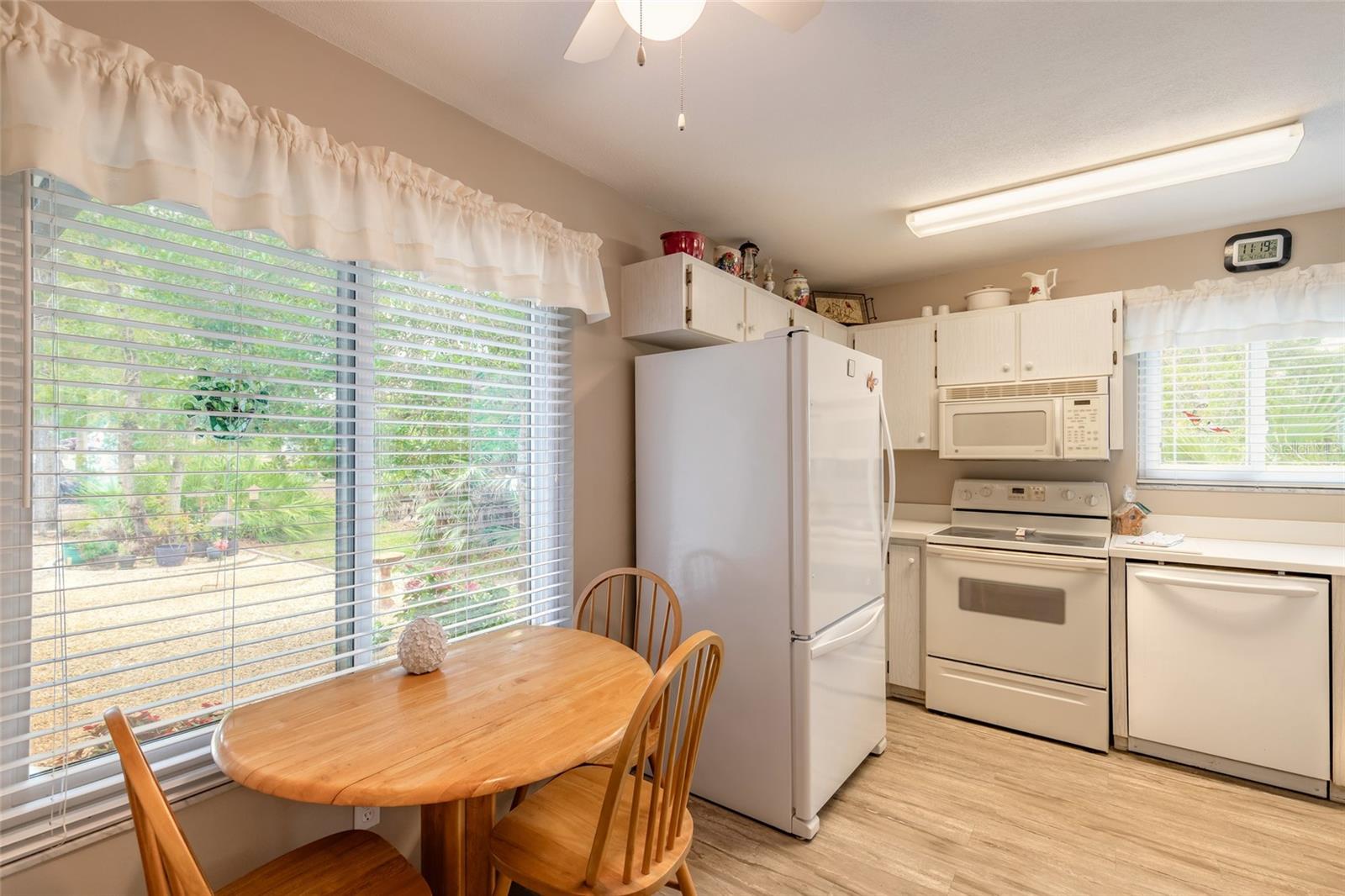 160 Magnolia Loop Property Photo 14