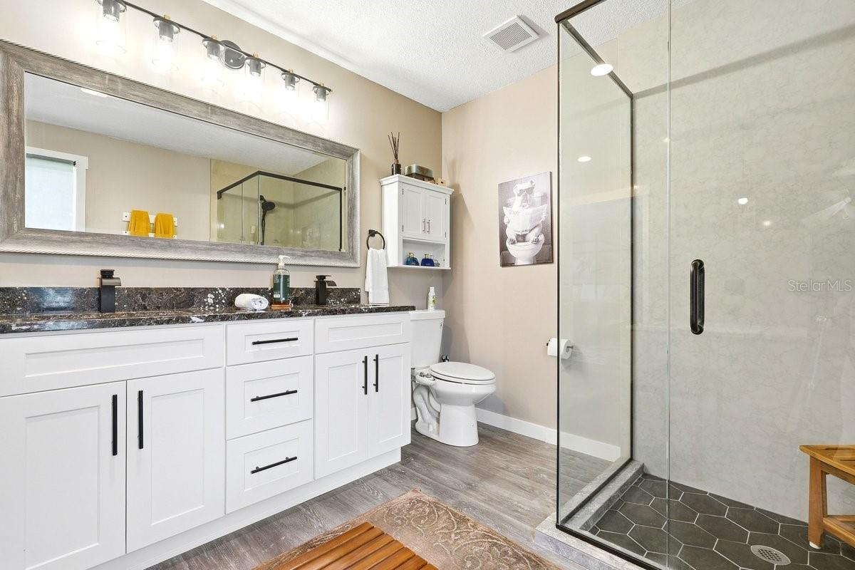 50 Treetop Cir Property Photo 52