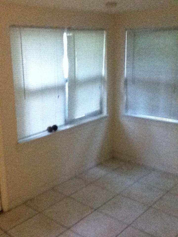 486 Oak St Property Photo 14