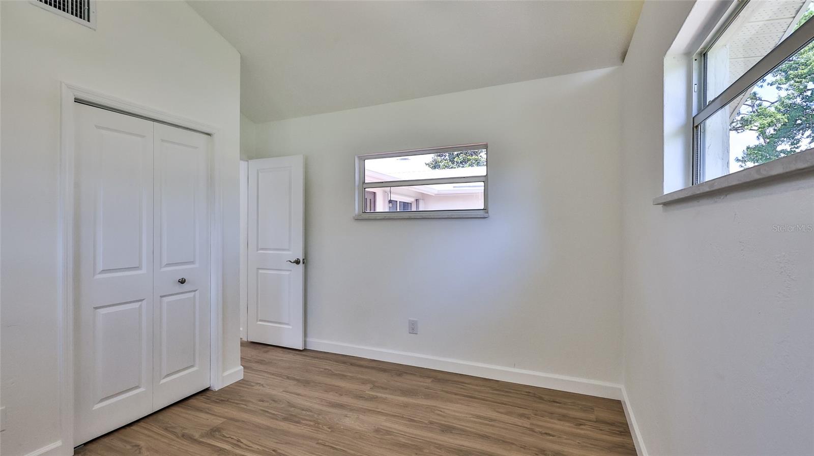 2212 Woodland Dr Property Photo 22