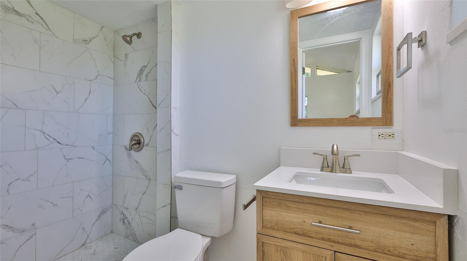 2212 Woodland Dr Property Photo 25