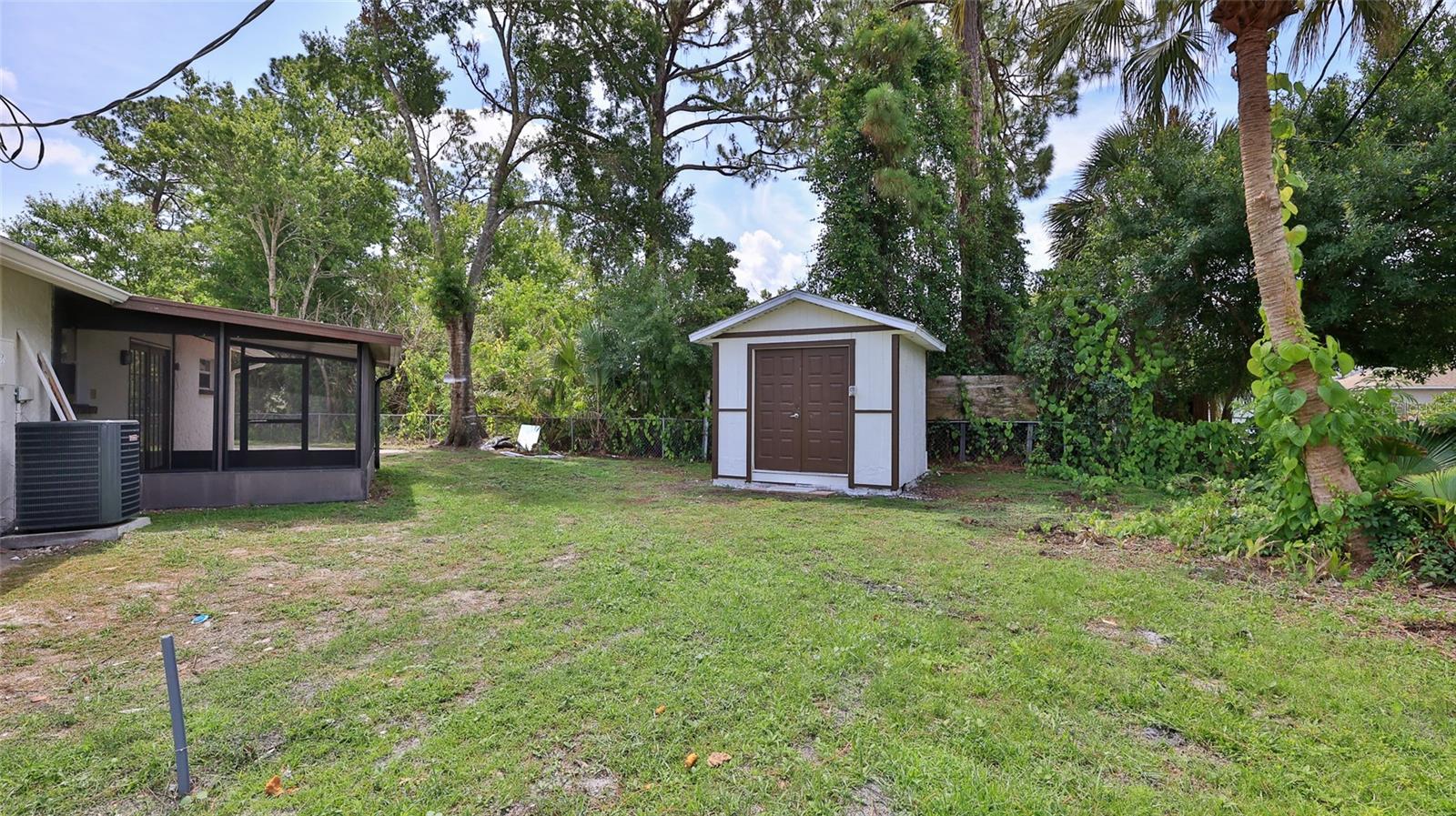 2212 Woodland Dr Property Photo 31