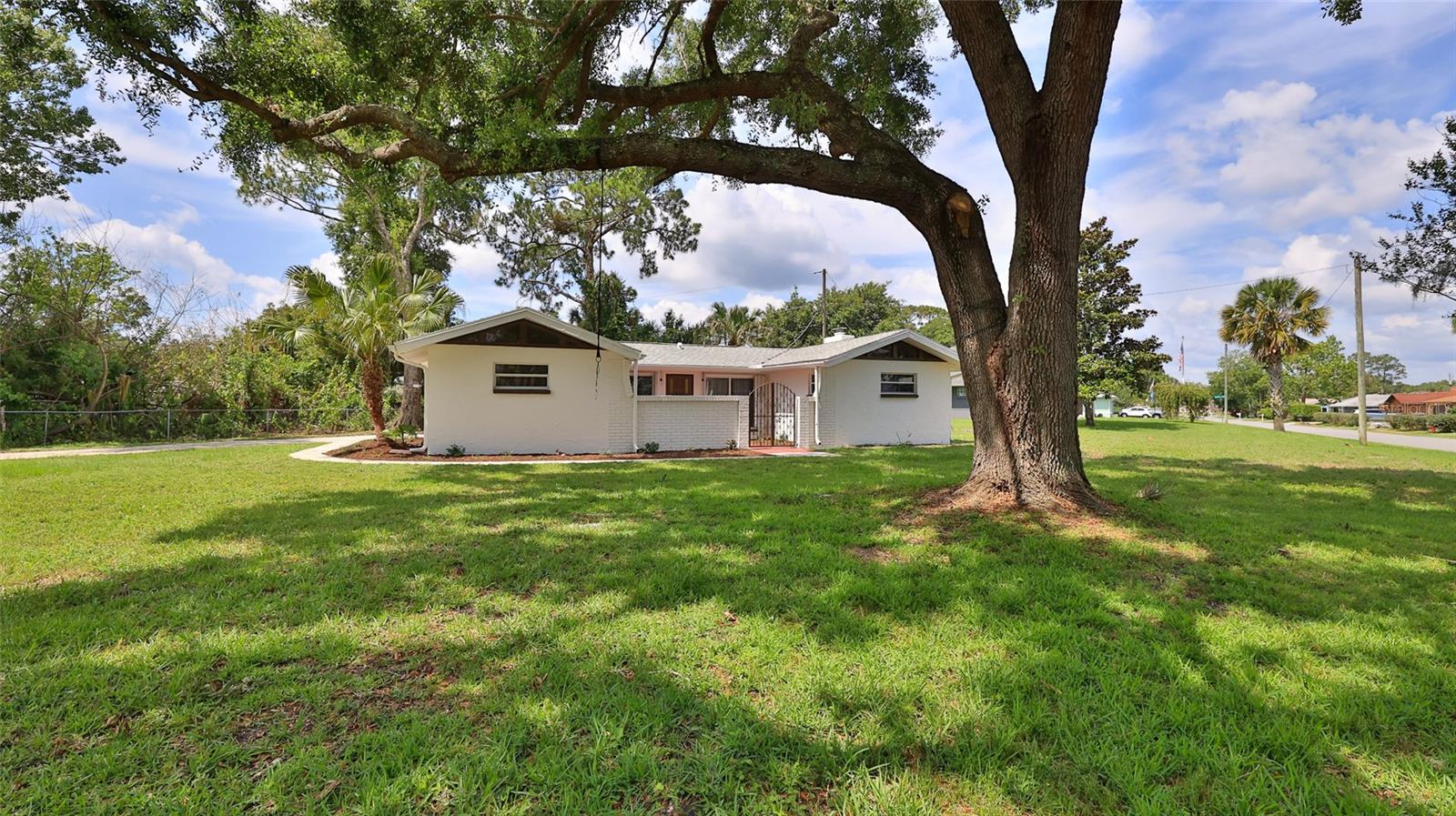 2212 Woodland Dr Property Photo 33