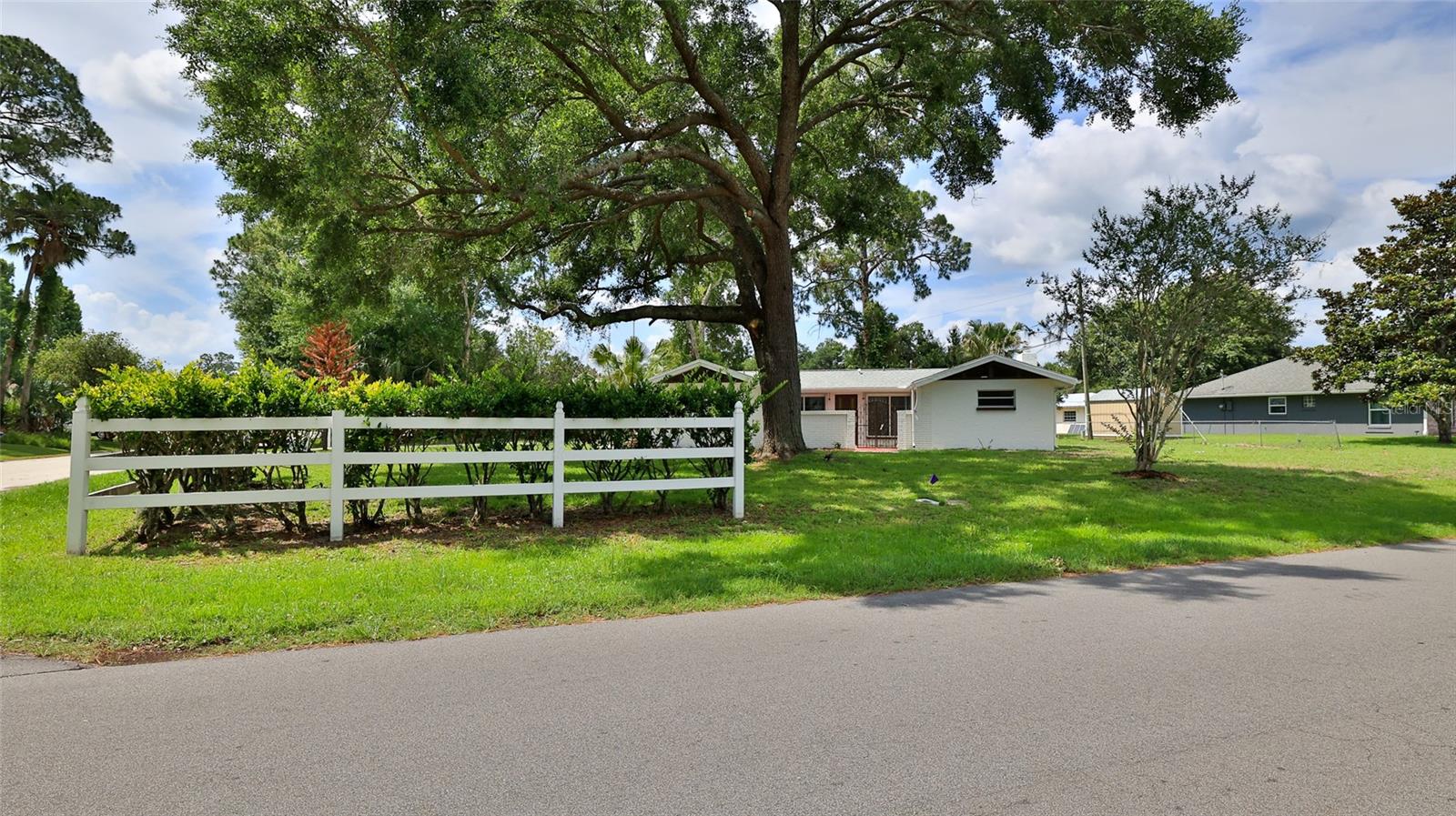 2212 Woodland Dr Property Photo 34