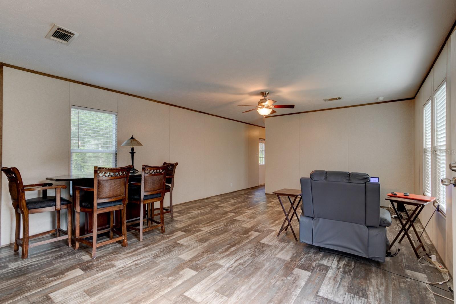 5074 Butternut Ave Property Photo 8