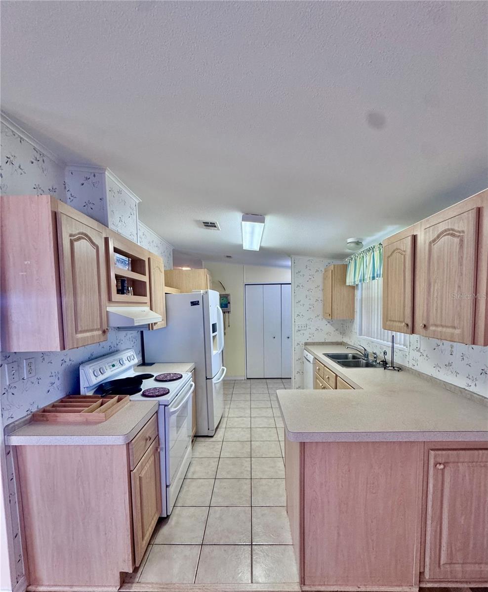 4385 Maple Ave Property Photo 7
