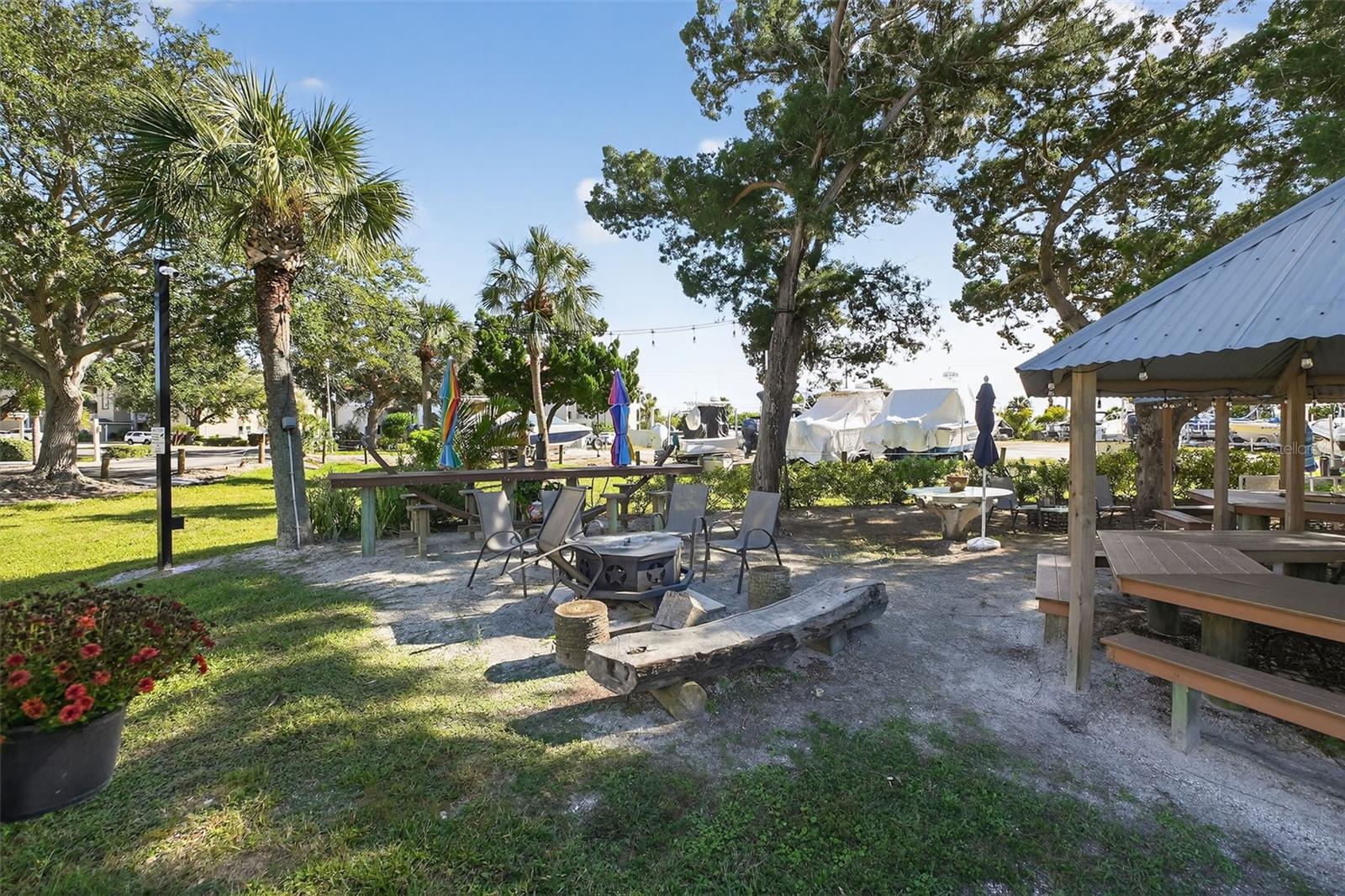 443 Bouchelle Dr #302 Property Photo 52
