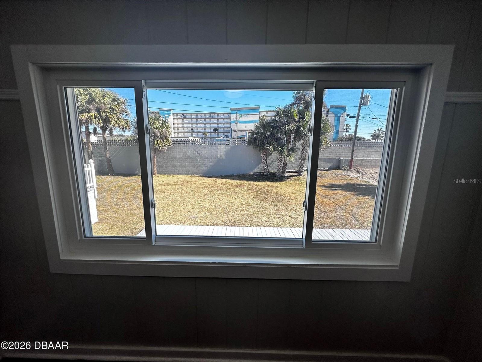 1711 Ocean Dunes Ter Property Photo 3