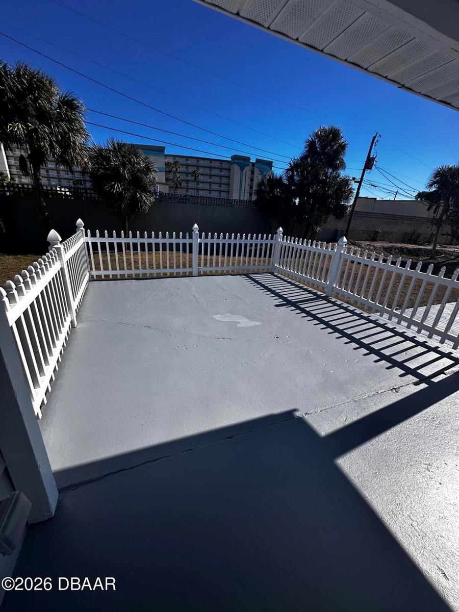 1711 Ocean Dunes Ter Property Photo 16