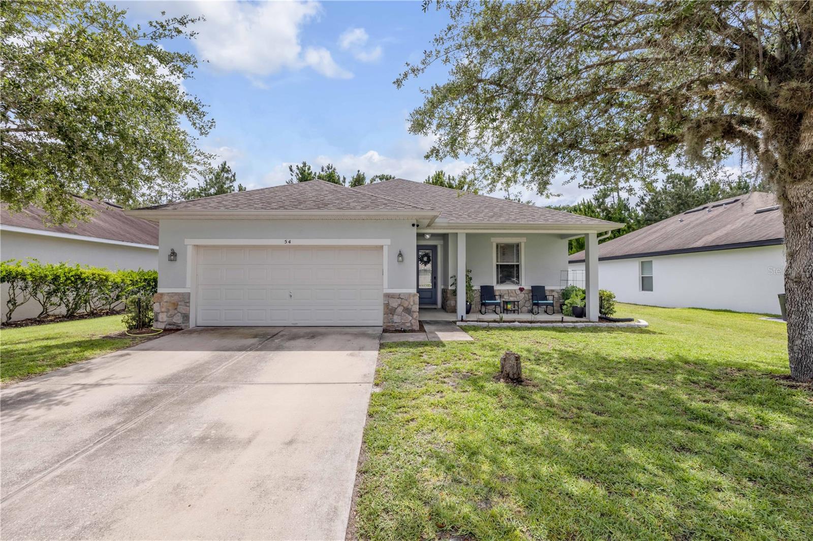 54 LEVEE LN