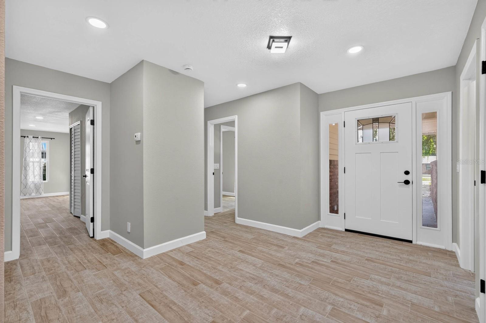 1510 N Beach St Property Photo 11