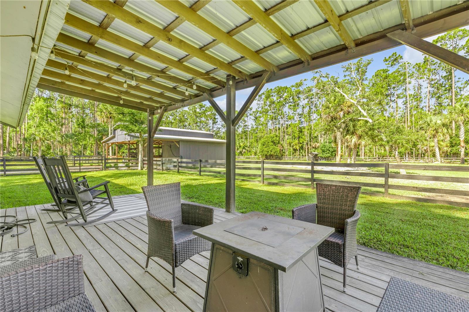 2195 W Poinsettia Dr Property Photo 67