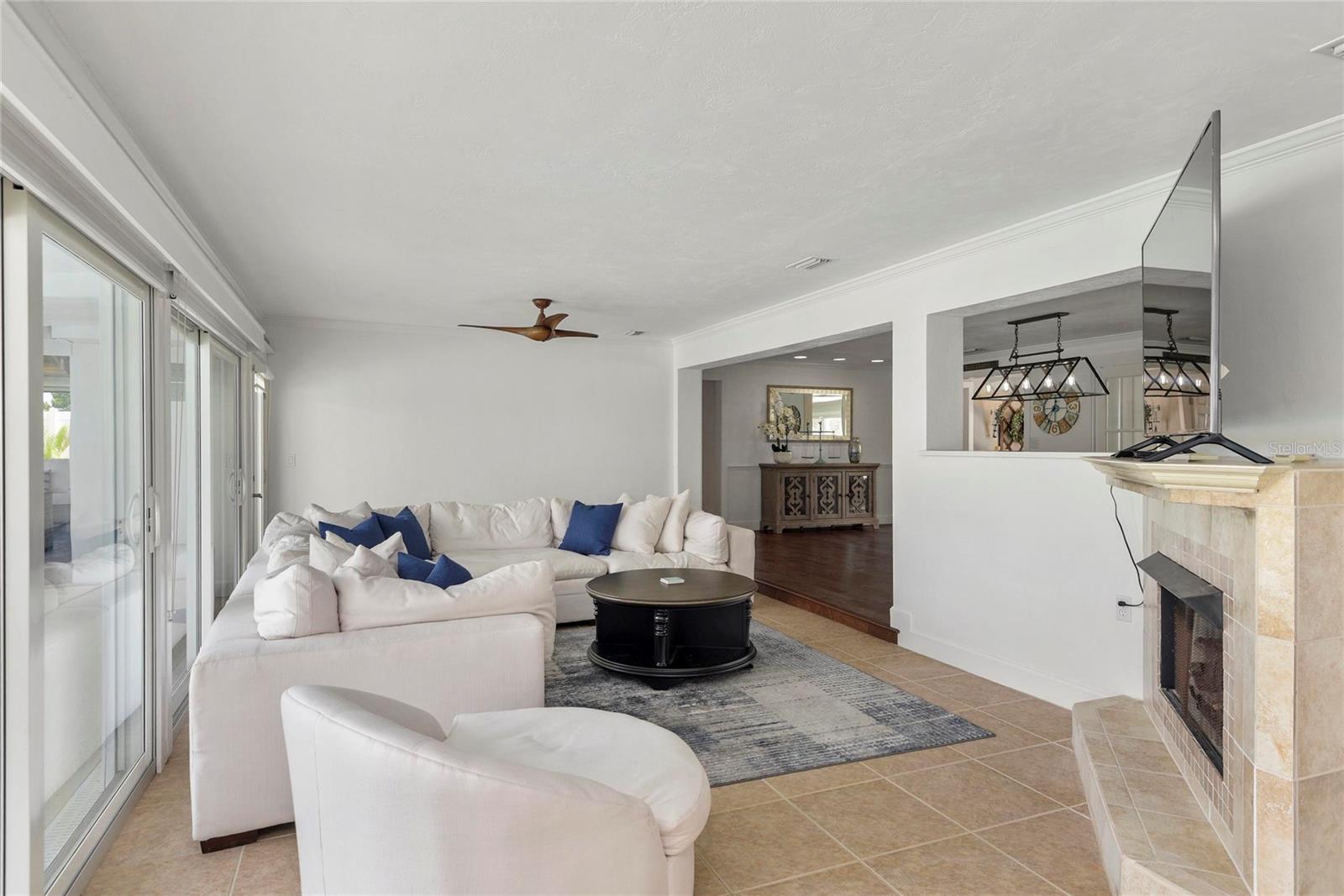 232 Quay Assisi Property Photo 23