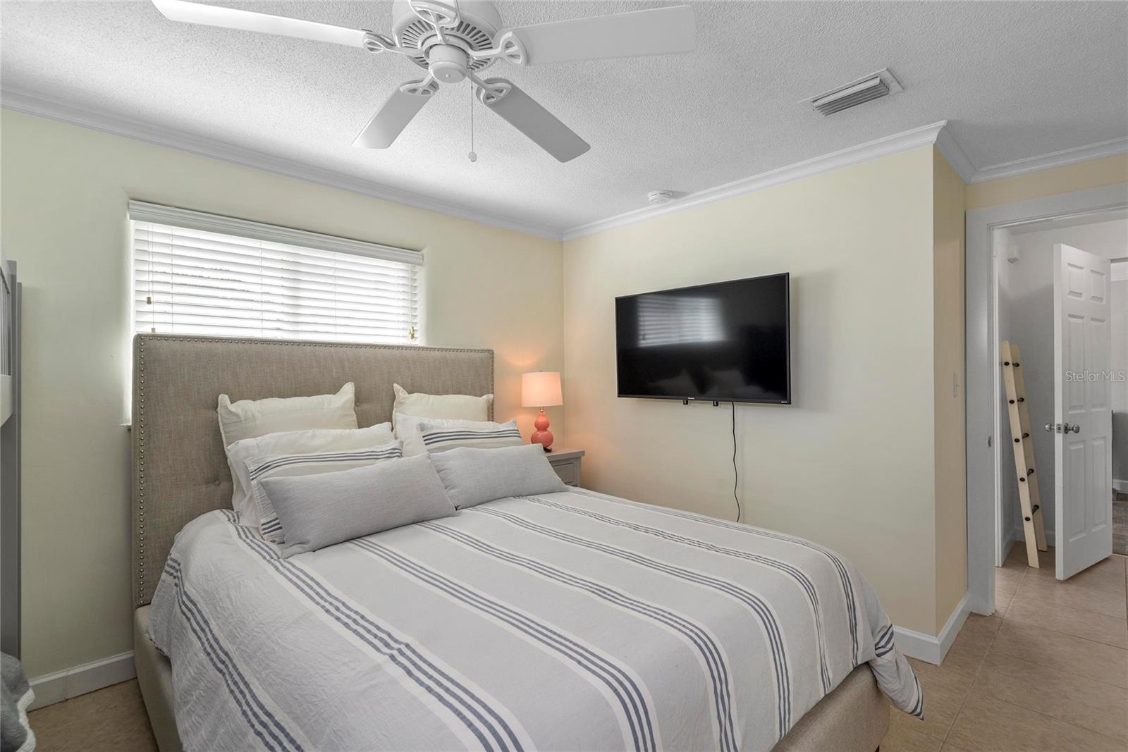 232 Quay Assisi Property Photo 31