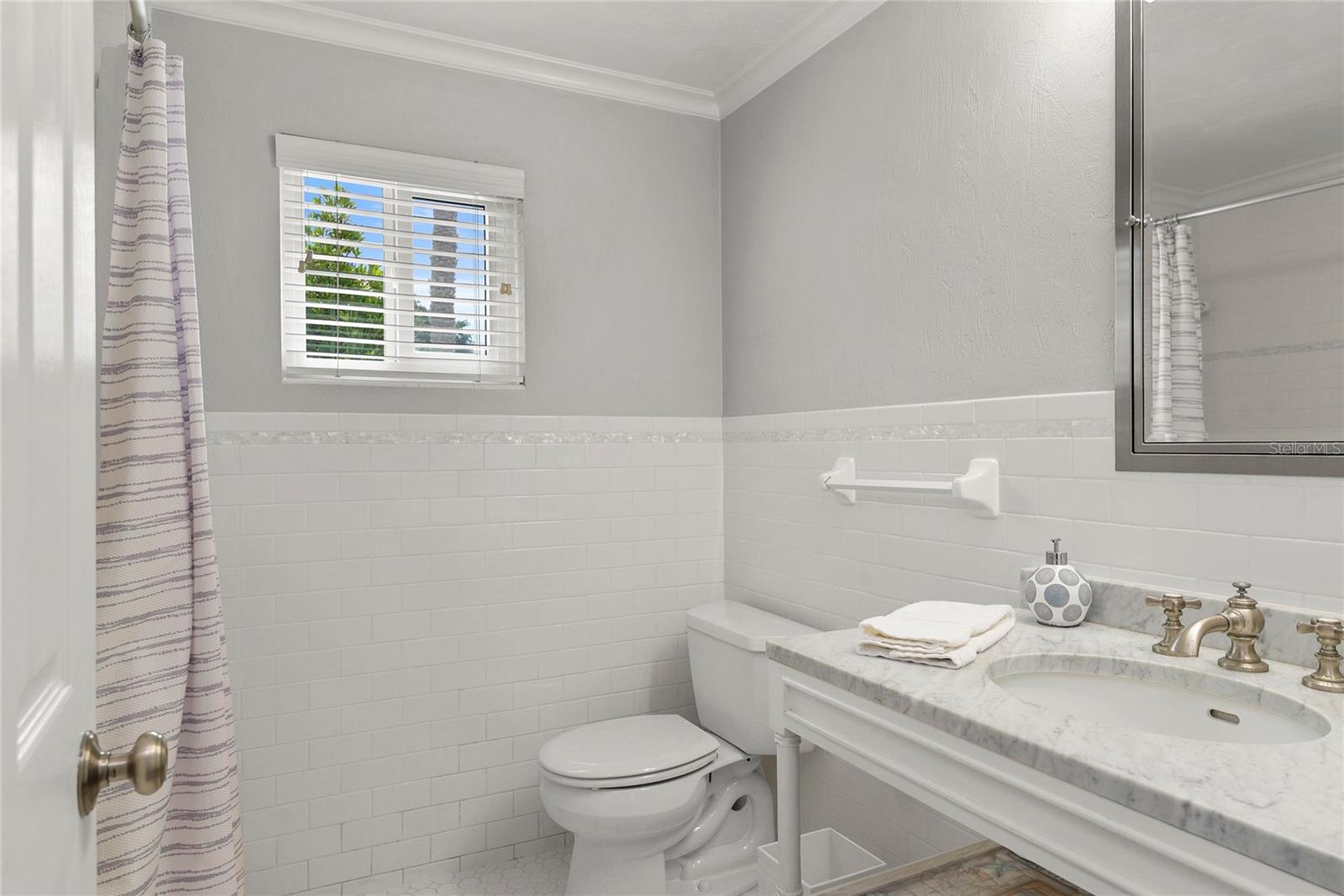 232 Quay Assisi Property Photo 34