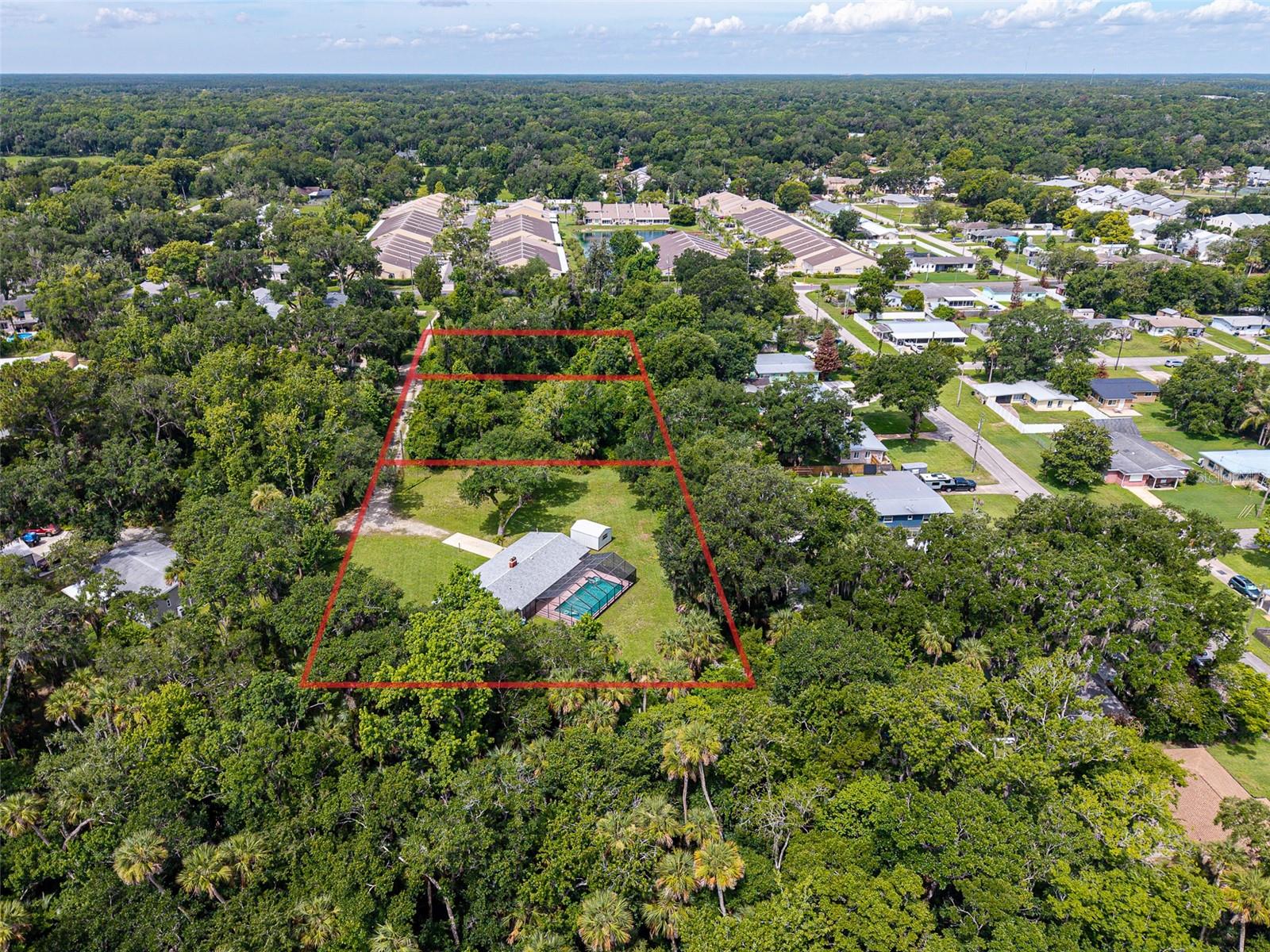 585 Corbin Park Rd Property Photo 1