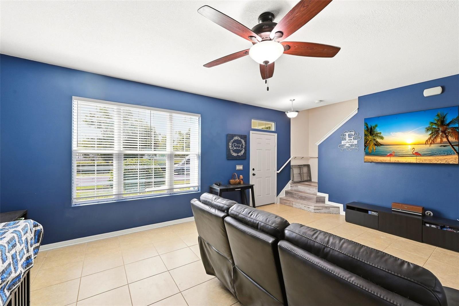 528 Rainbow Springs Loop Property Photo 8