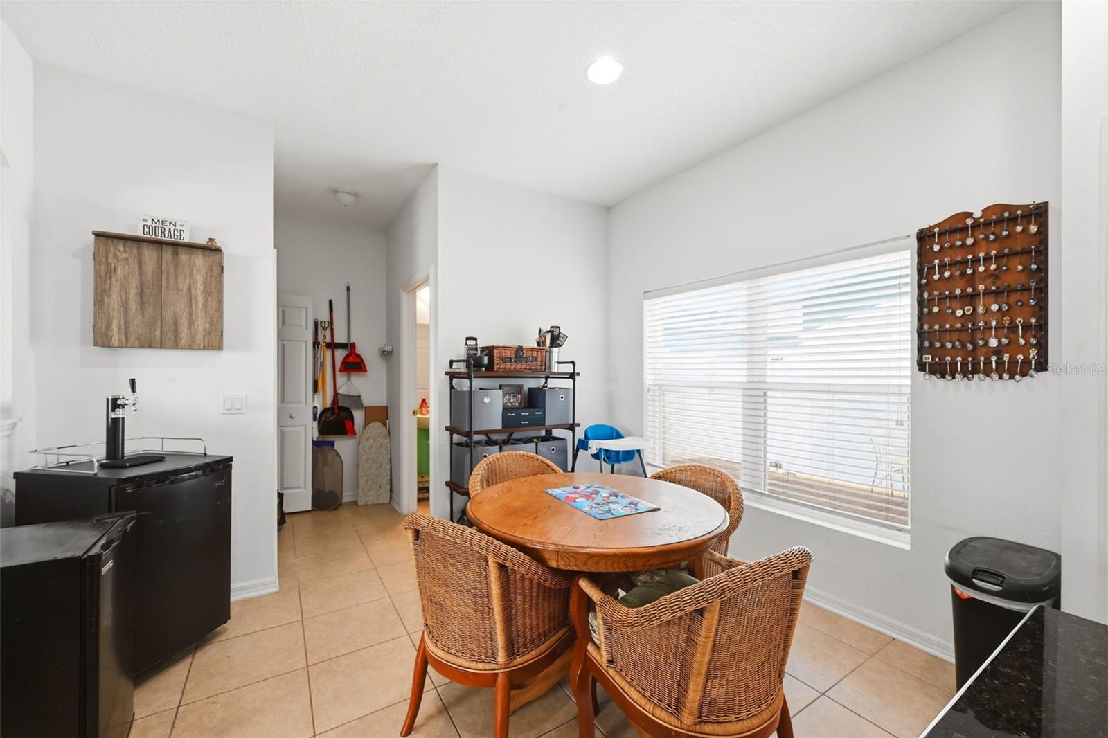 528 Rainbow Springs Loop Property Photo 18