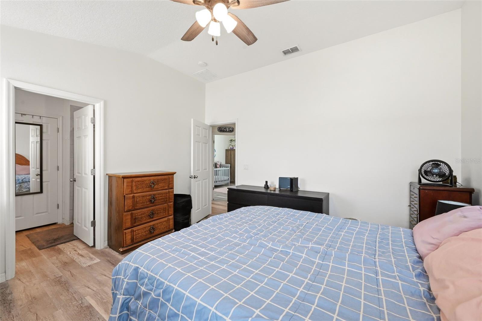 528 Rainbow Springs Loop Property Photo 23
