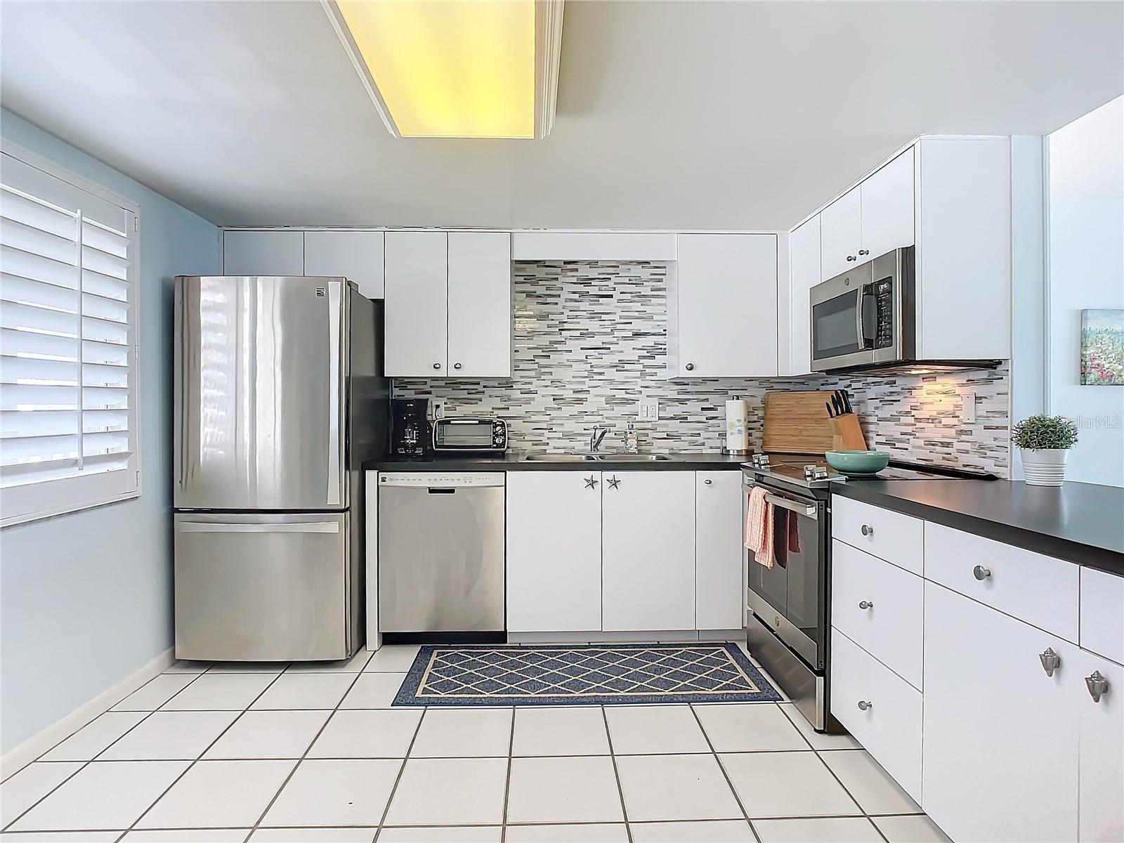 3663 S Atlantic Ave #20c Property Photo 4