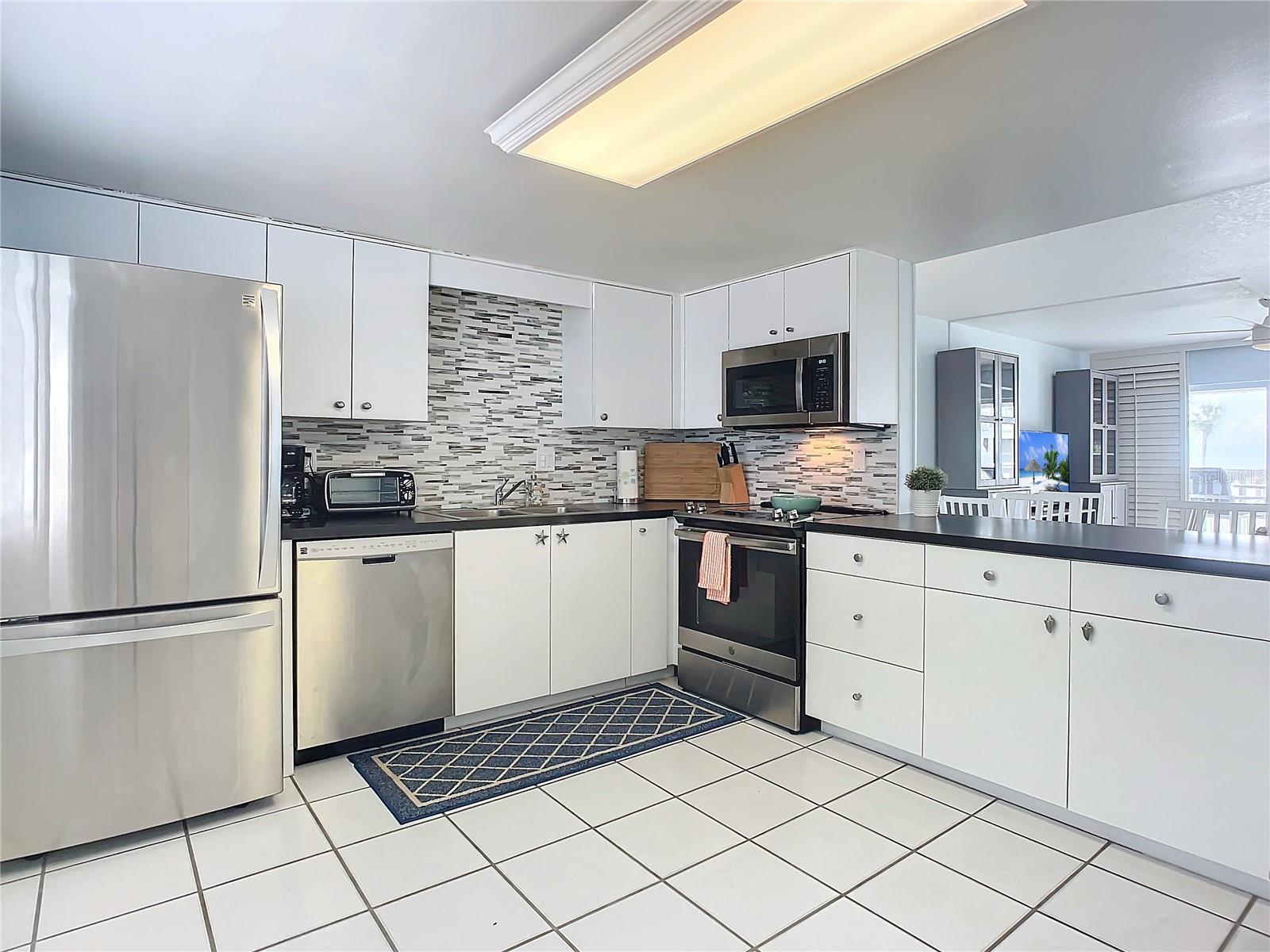 3663 S Atlantic Ave #20c Property Photo 6