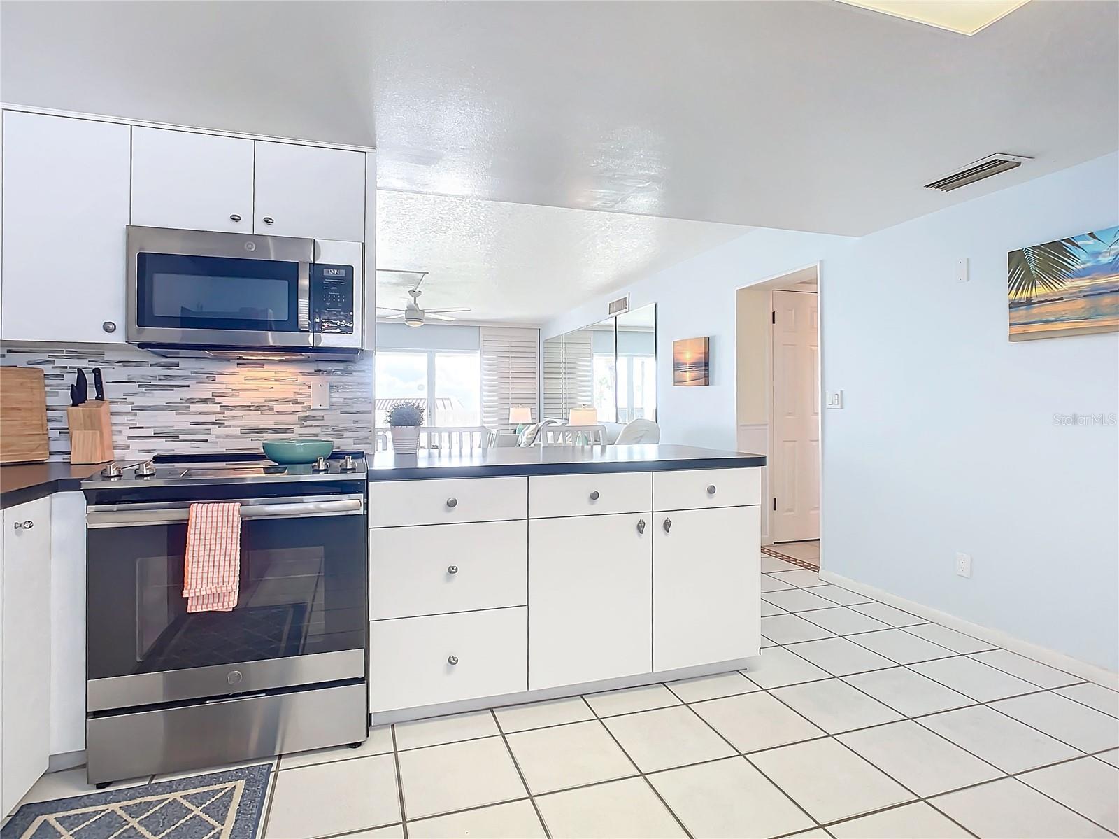 3663 S Atlantic Ave #20c Property Photo 7