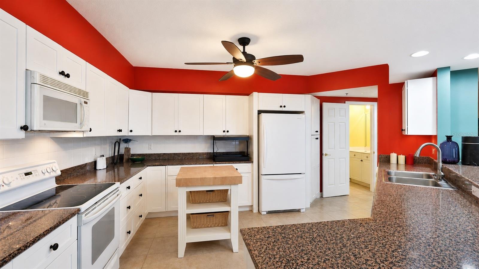 5300 S Atlantic Ave #5601 Property Photo 15