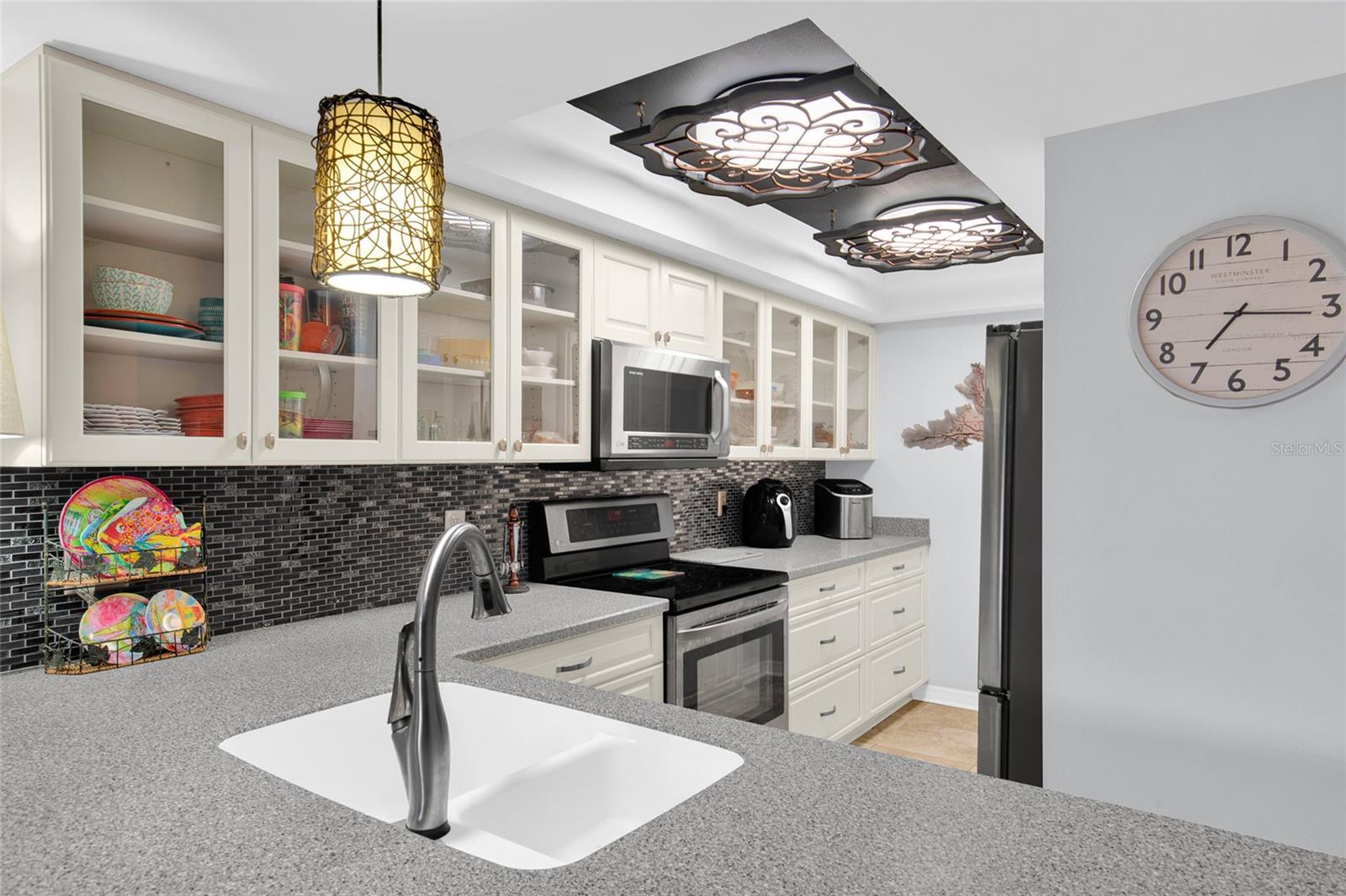 113 Lagoon Ct Property Photo 12