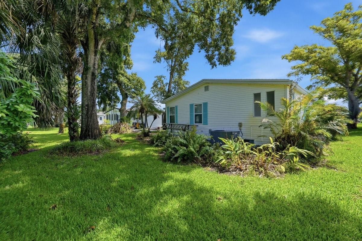 304 Portside Ln Property Photo 18