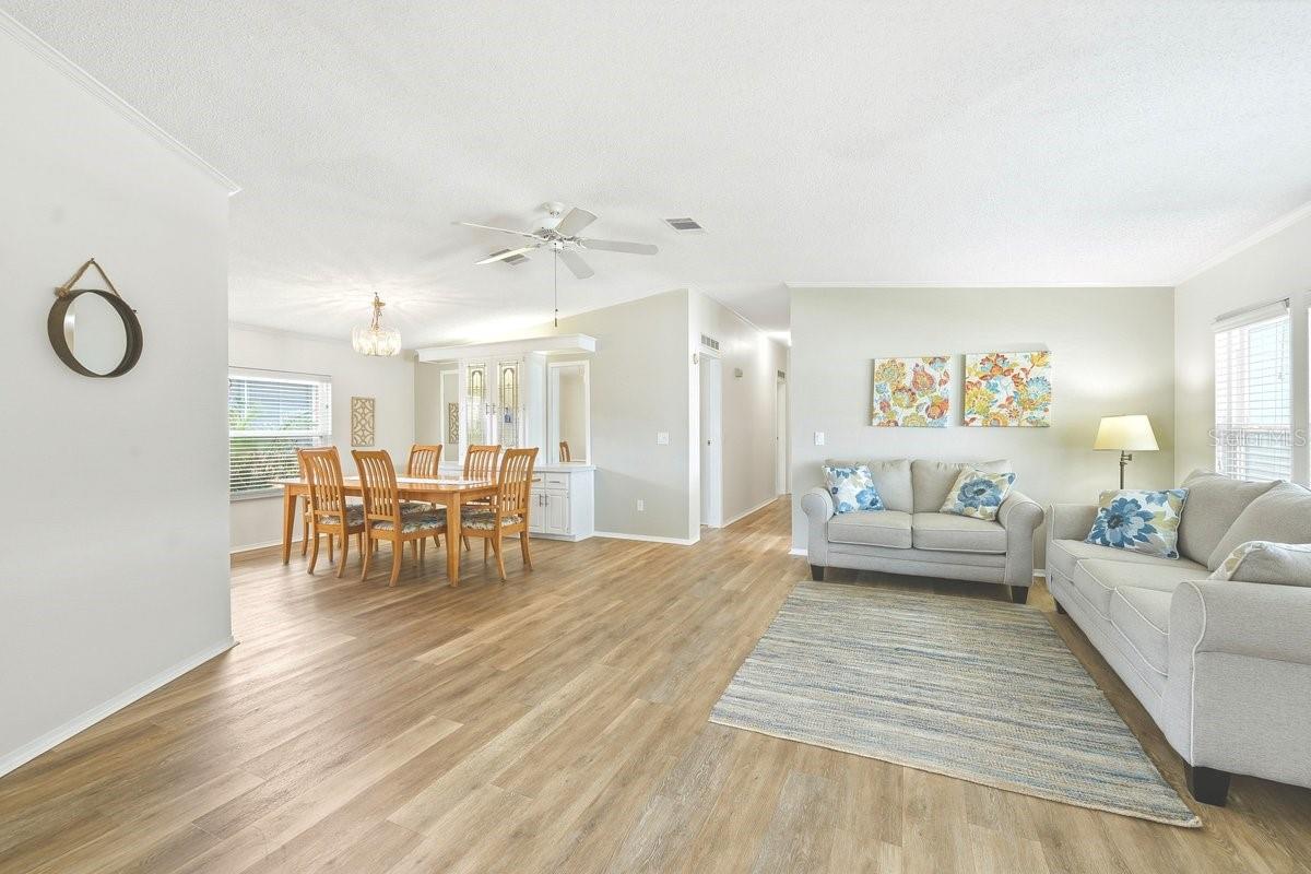 304 Portside Ln Property Photo 22