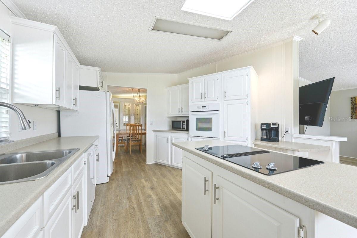 304 Portside Ln Property Photo 30