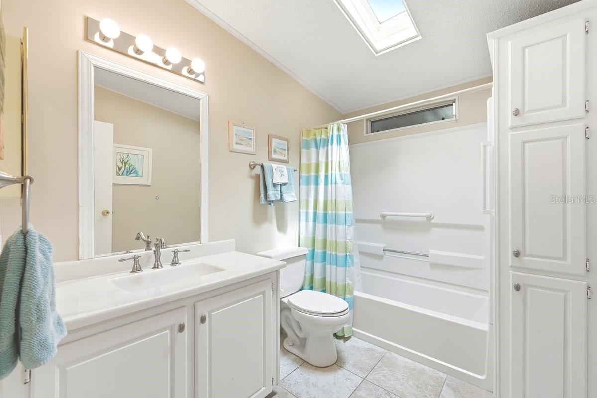 304 Portside Ln Property Photo 35