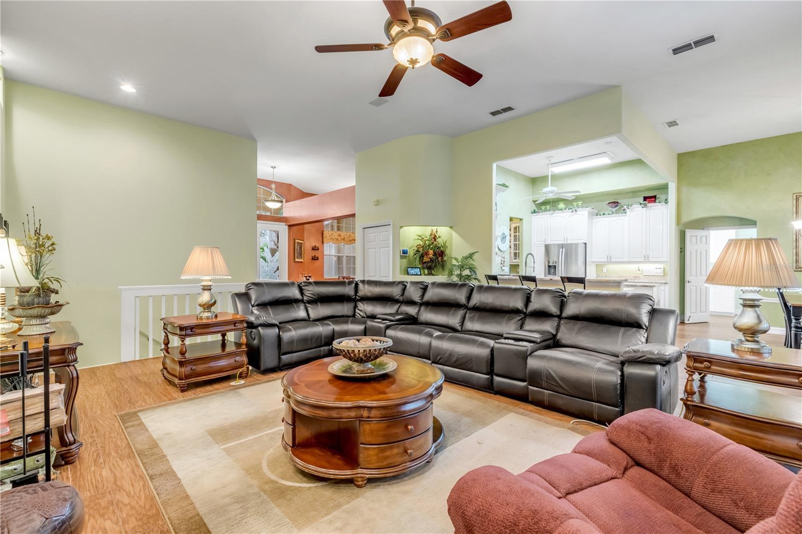 5842 Spruce Creek Woods Dr Property Photo 20