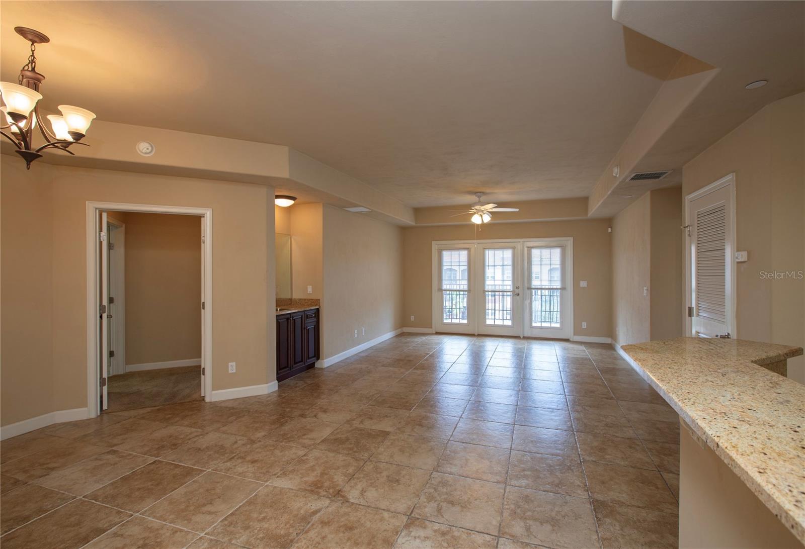 424 Luna Bella Ln #424 Property Photo 10