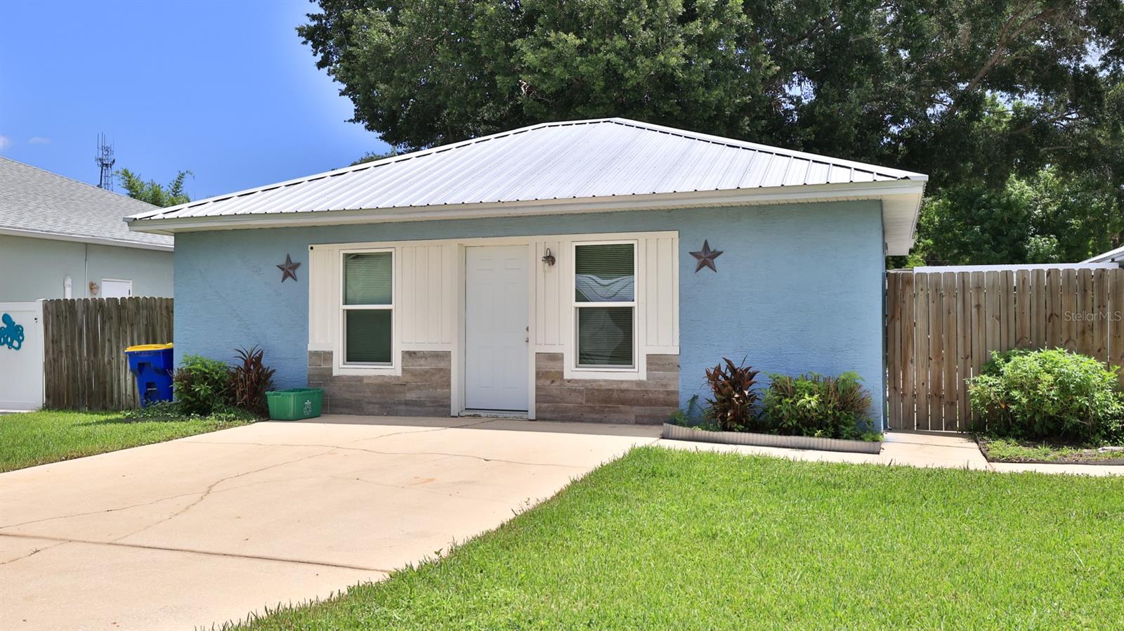 2773 Date Palm Dr Property Photo 4