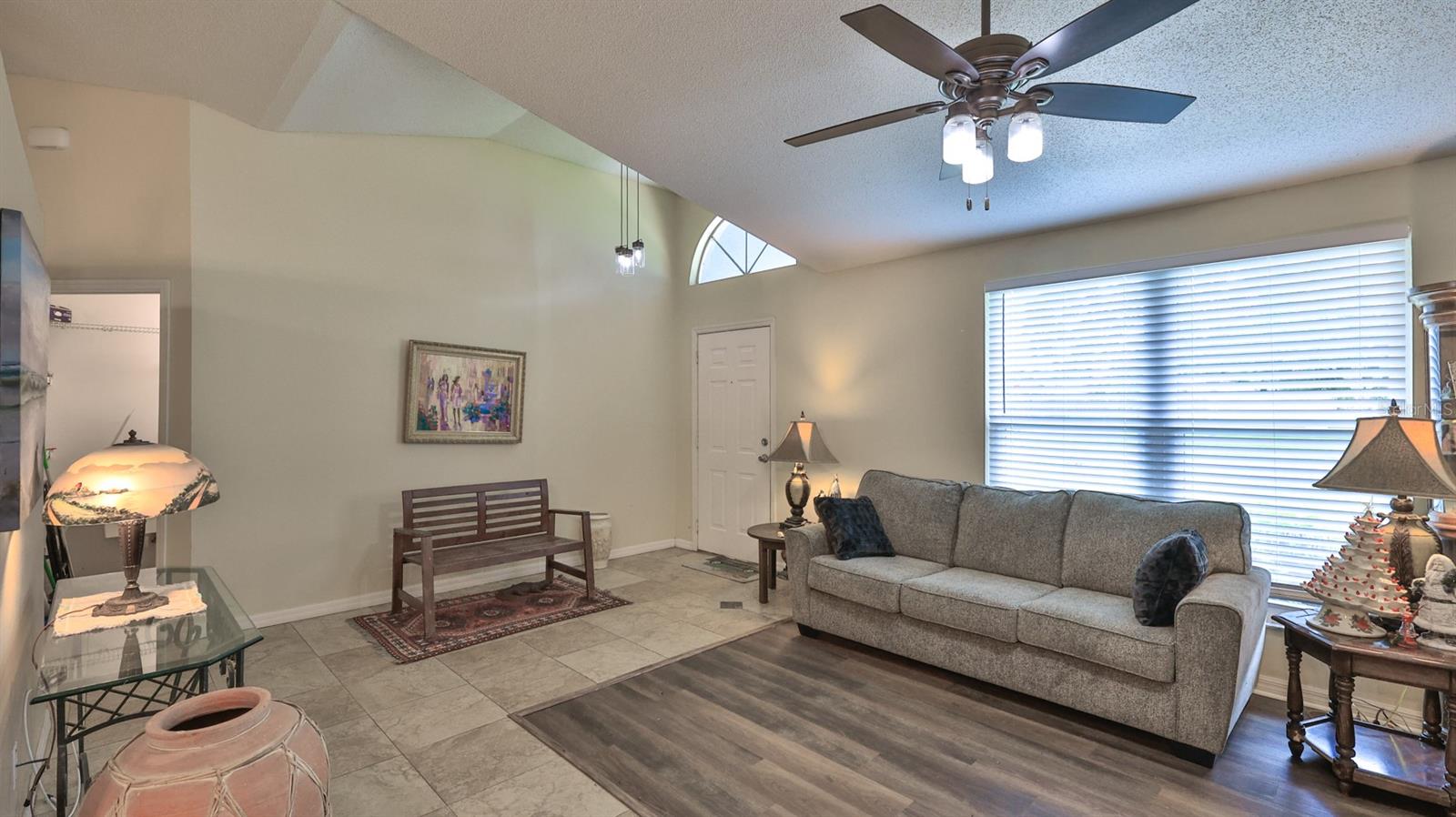2773 Date Palm Dr Property Photo 8