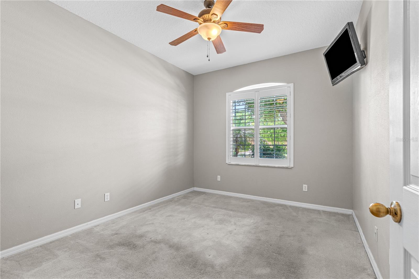 511 Safe Harbor Dr Property Photo 24